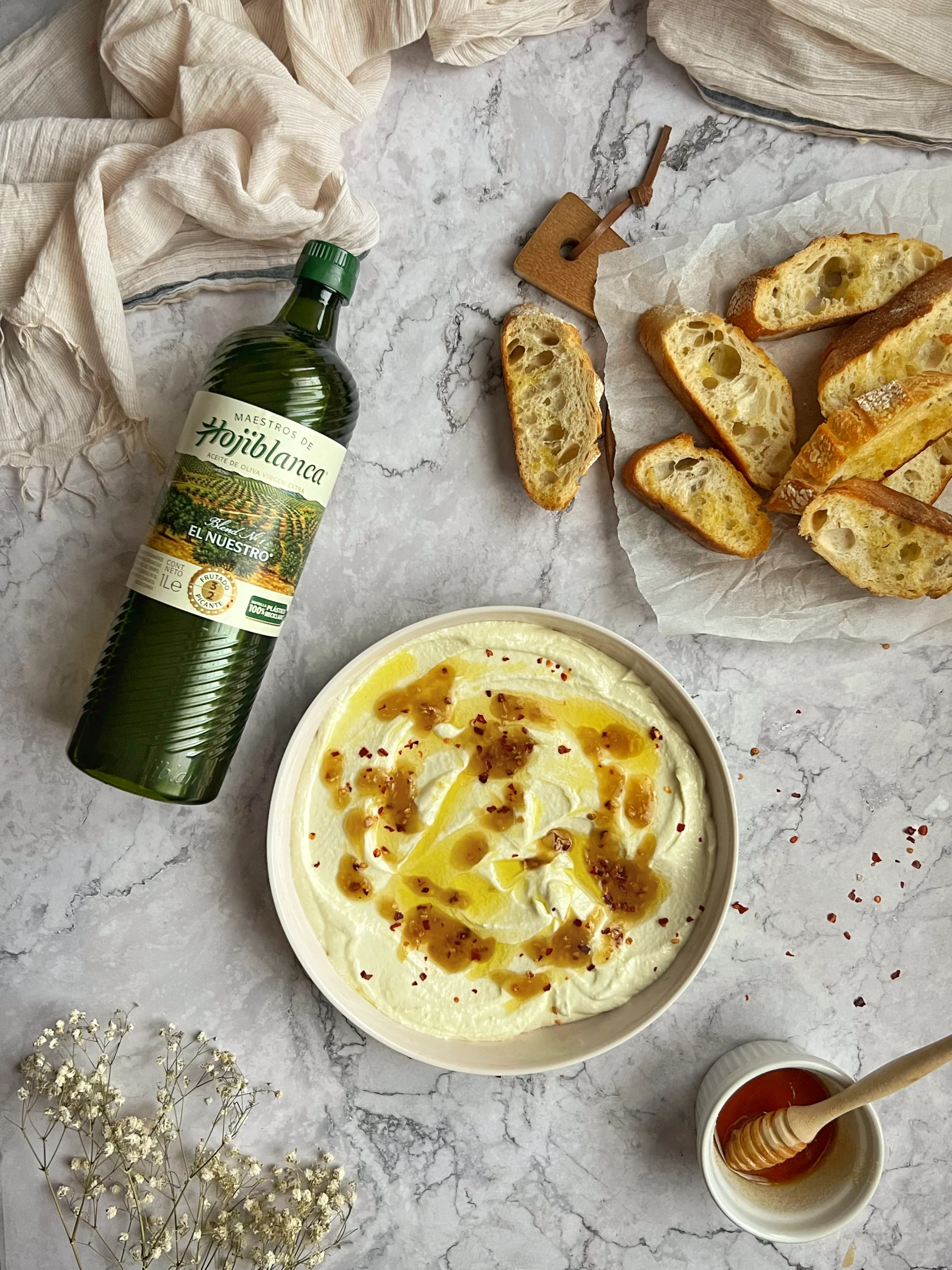 Dip de Queso Feta y Miel Picante